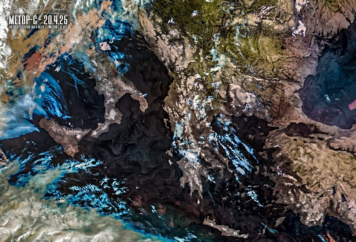 4.25 MetOpC avhrr 3 AVHRR 3b45 IR False Color D1